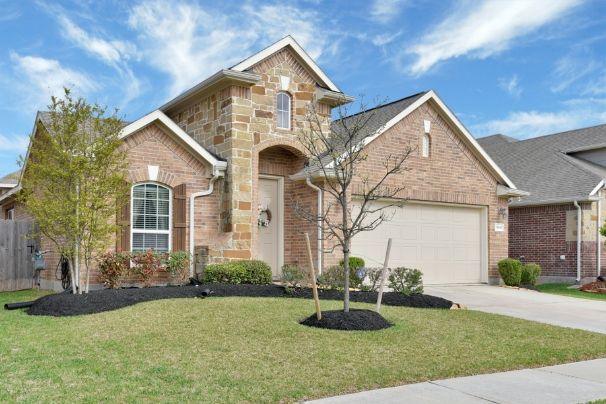 https://ZsuzsannaR.NewConstructionHomesForYou.com